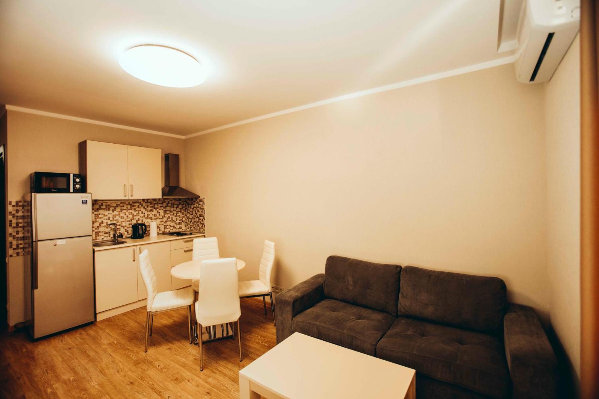 Holiday Lux Tower Batumi Quarto foto